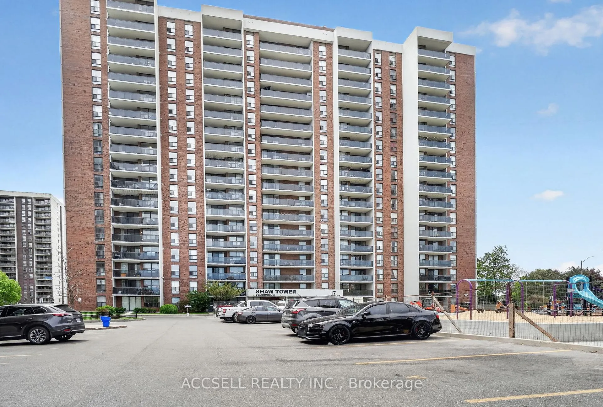 Photo 1 of Unit 1607, 17 Knightsbridge Road, Brampton, Queen Street Corridor — HOMEH