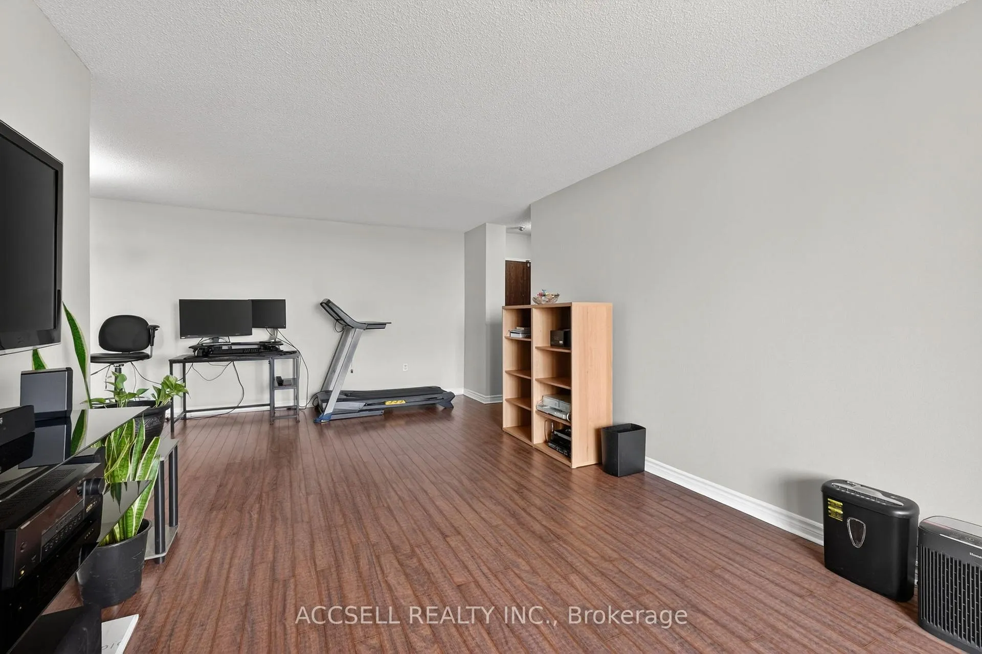 Photo 10 of Unit 1607, 17 Knightsbridge Road, Brampton, Queen Street Corridor — HOMEH