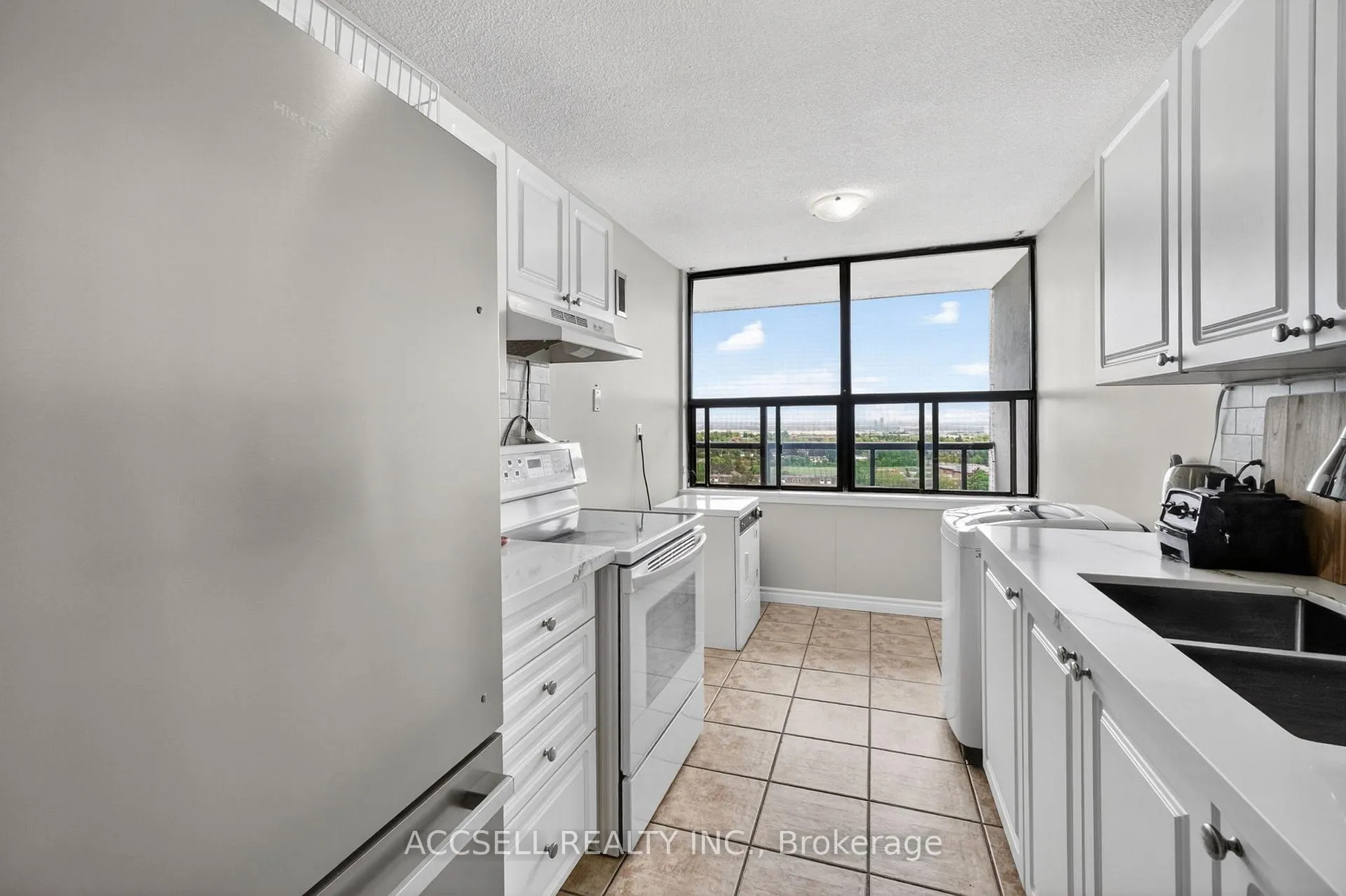 Photo 18 of Unit 1607, 17 Knightsbridge Road, Brampton, Queen Street Corridor — HOMEH
