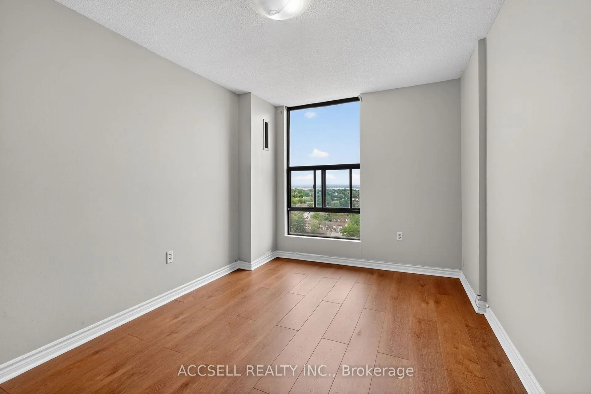 Photo 31 of Unit 1607, 17 Knightsbridge Road, Brampton, Queen Street Corridor — HOMEH