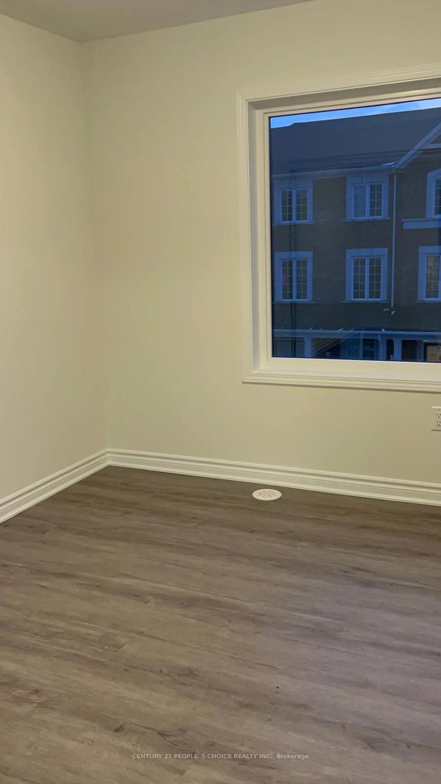 Photo 5 of 3361 Thunderbird Promenade E, Pickering, Rural Pickering — HOMEH