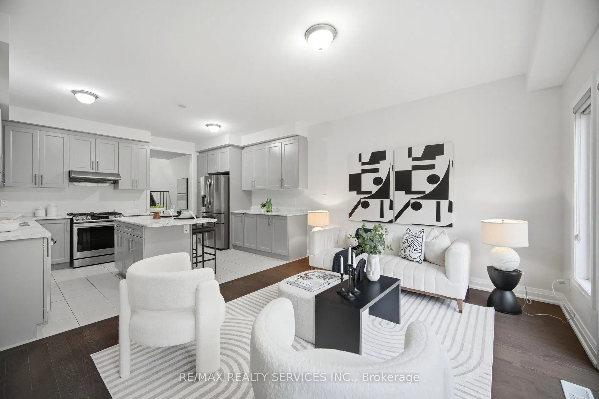 Photo 6 of 29 Summerbeam Way, Brampton, Bram West — HOMEH