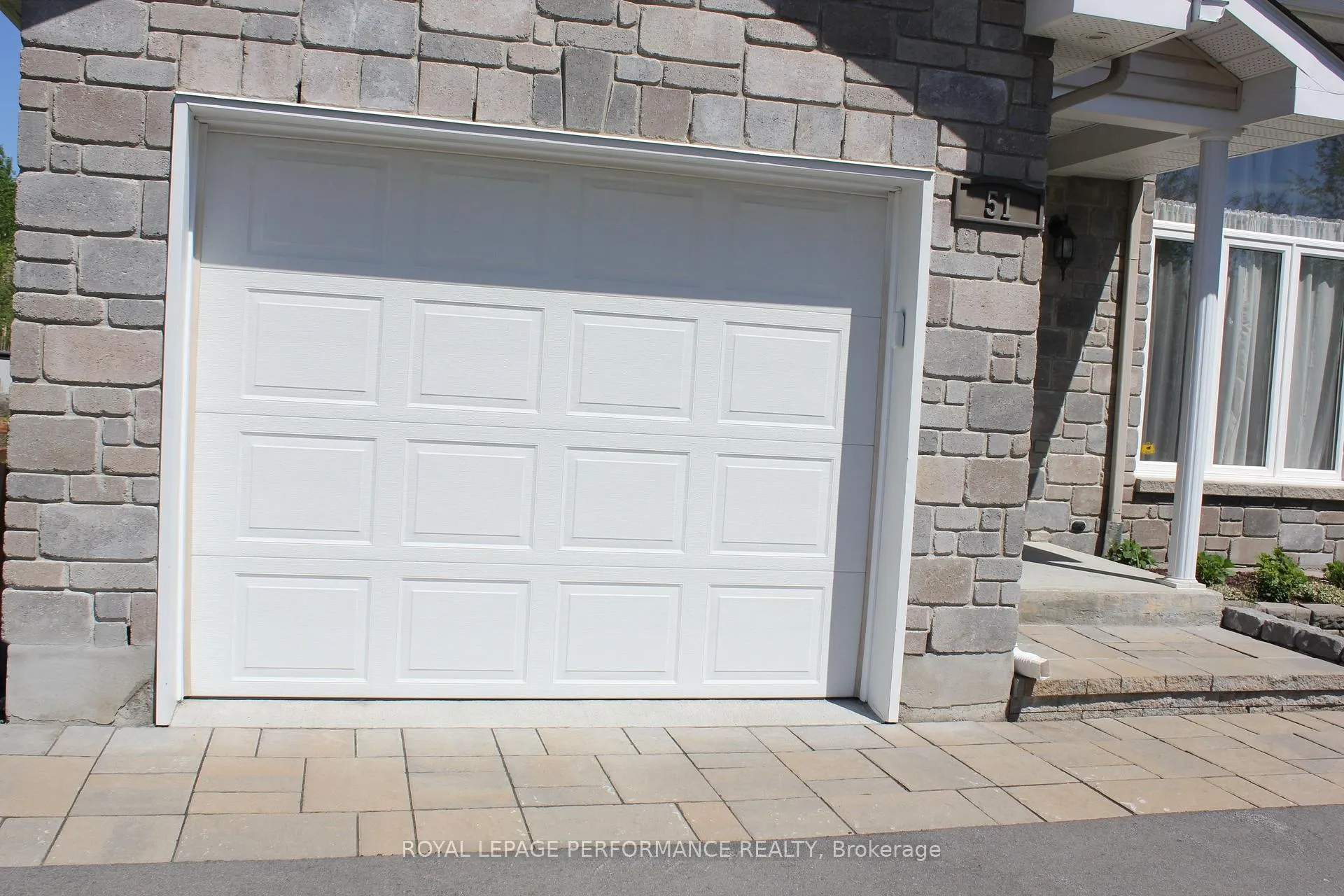 Photo 3 of 51 Abagail Crescent, South Stormont, Long Sault — HOMEH