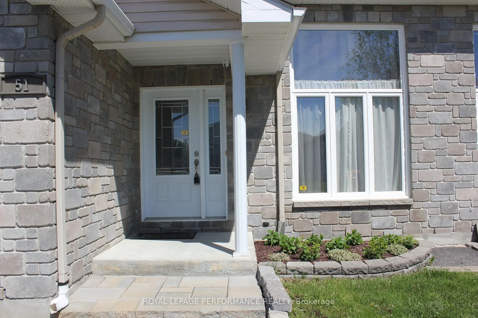 Photo 4 of 51 Abagail Crescent, South Stormont, Long Sault — HOMEH