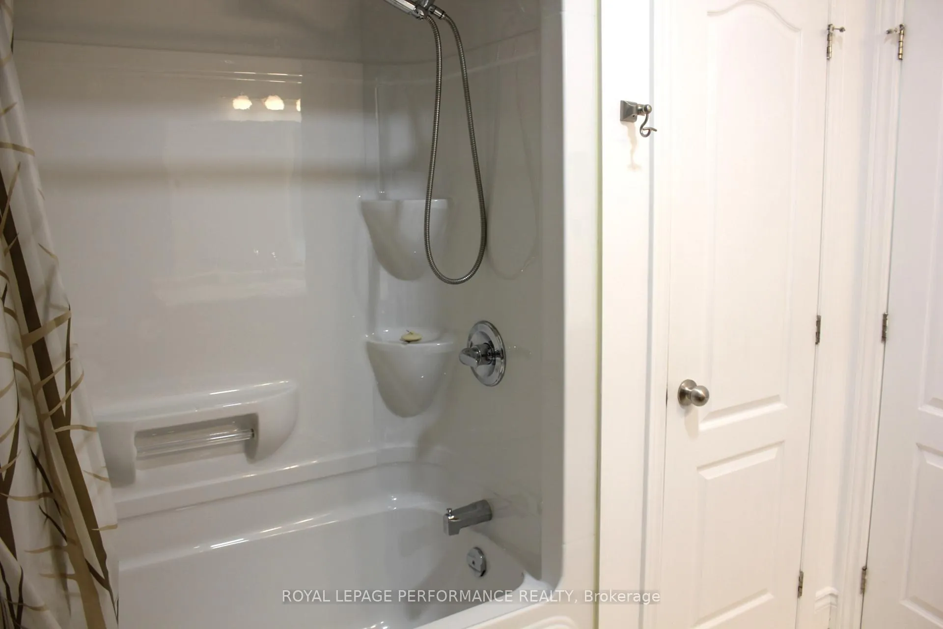 Photo 13 of 51 Abagail Crescent, South Stormont, Long Sault — HOMEH