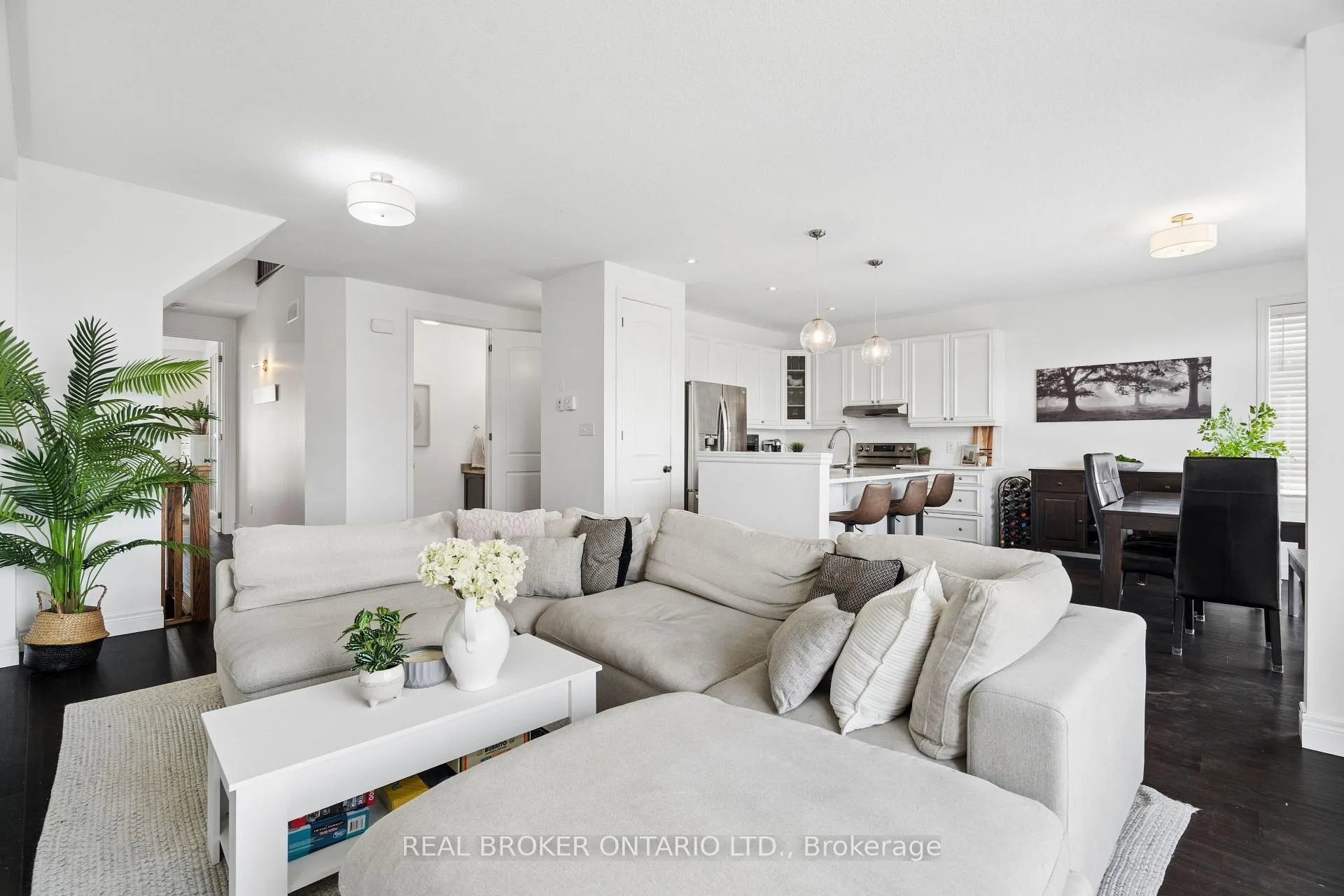 Photo 11 of 152 Coker Crescent, Guelph/Eramosa, Rockwood — HOMEH