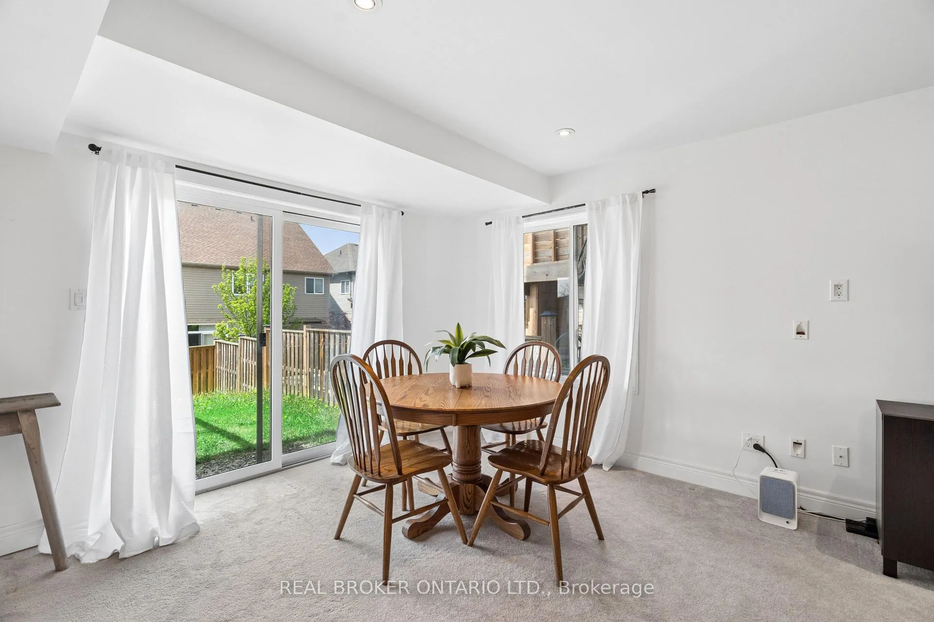 Photo 39 of 152 Coker Crescent, Guelph/Eramosa, Rockwood — HOMEH