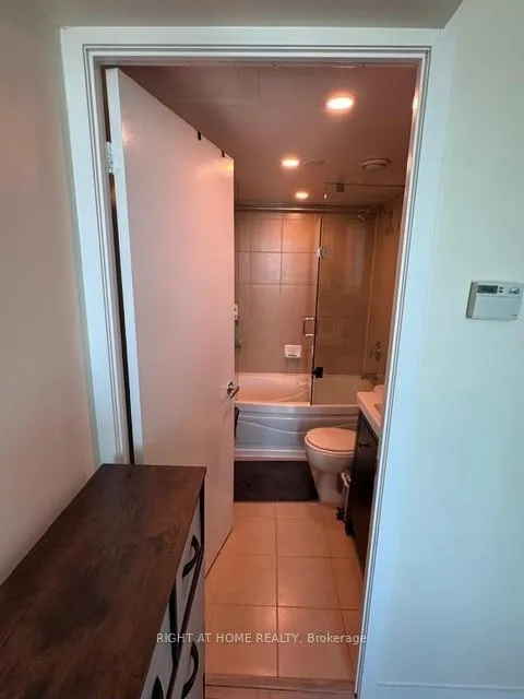 Photo 16 of Unit 3103, 397 Front Street W, Toronto, Waterfront Communities — HOMEH