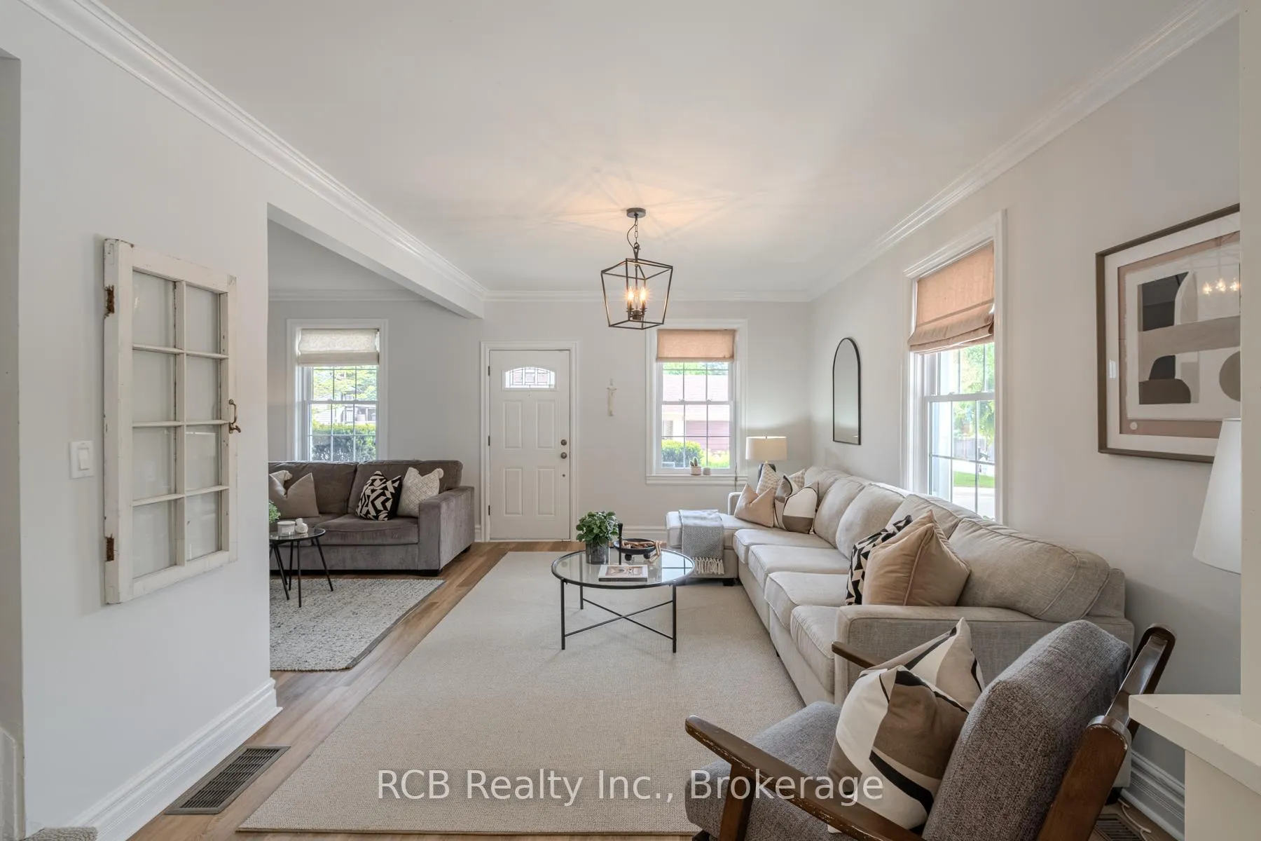 Photo 5 of 27 Reid Street, Brant, South Dumfries — HOMEH