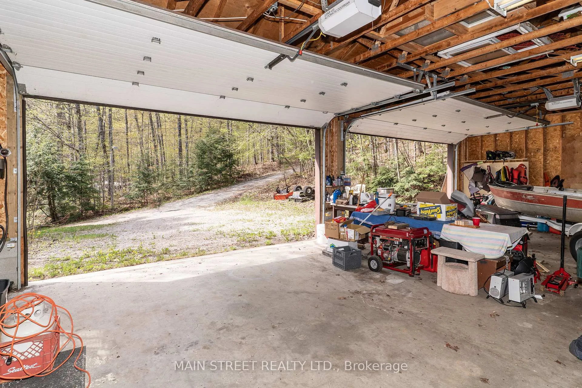 Photo 6 of 1146 Farmer Hays Drive, Algonquin Highlands, McClintock — HOMEH