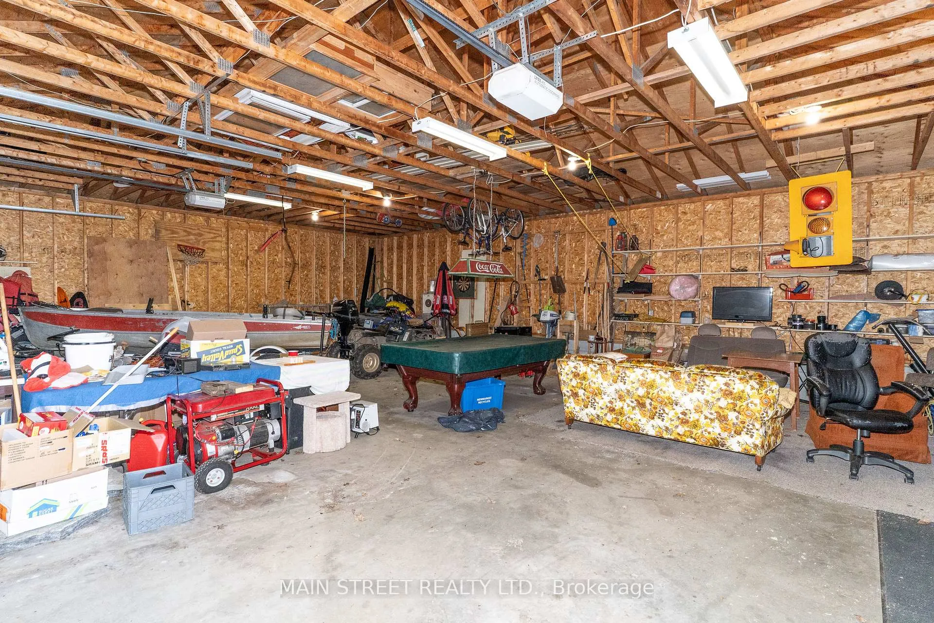 Photo 7 of 1146 Farmer Hays Drive, Algonquin Highlands, McClintock — HOMEH