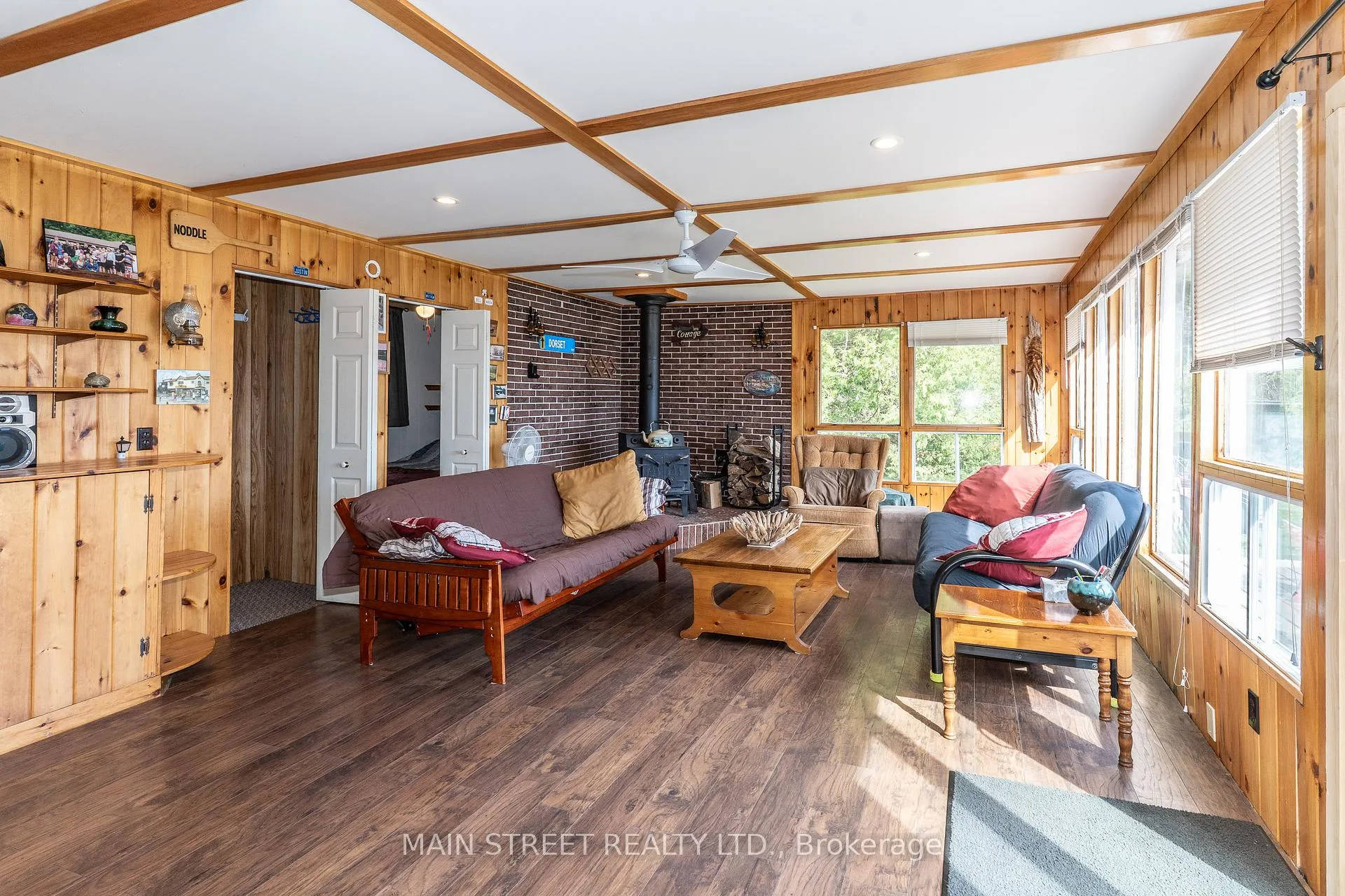 Photo 19 of 1146 Farmer Hays Drive, Algonquin Highlands, McClintock — HOMEH