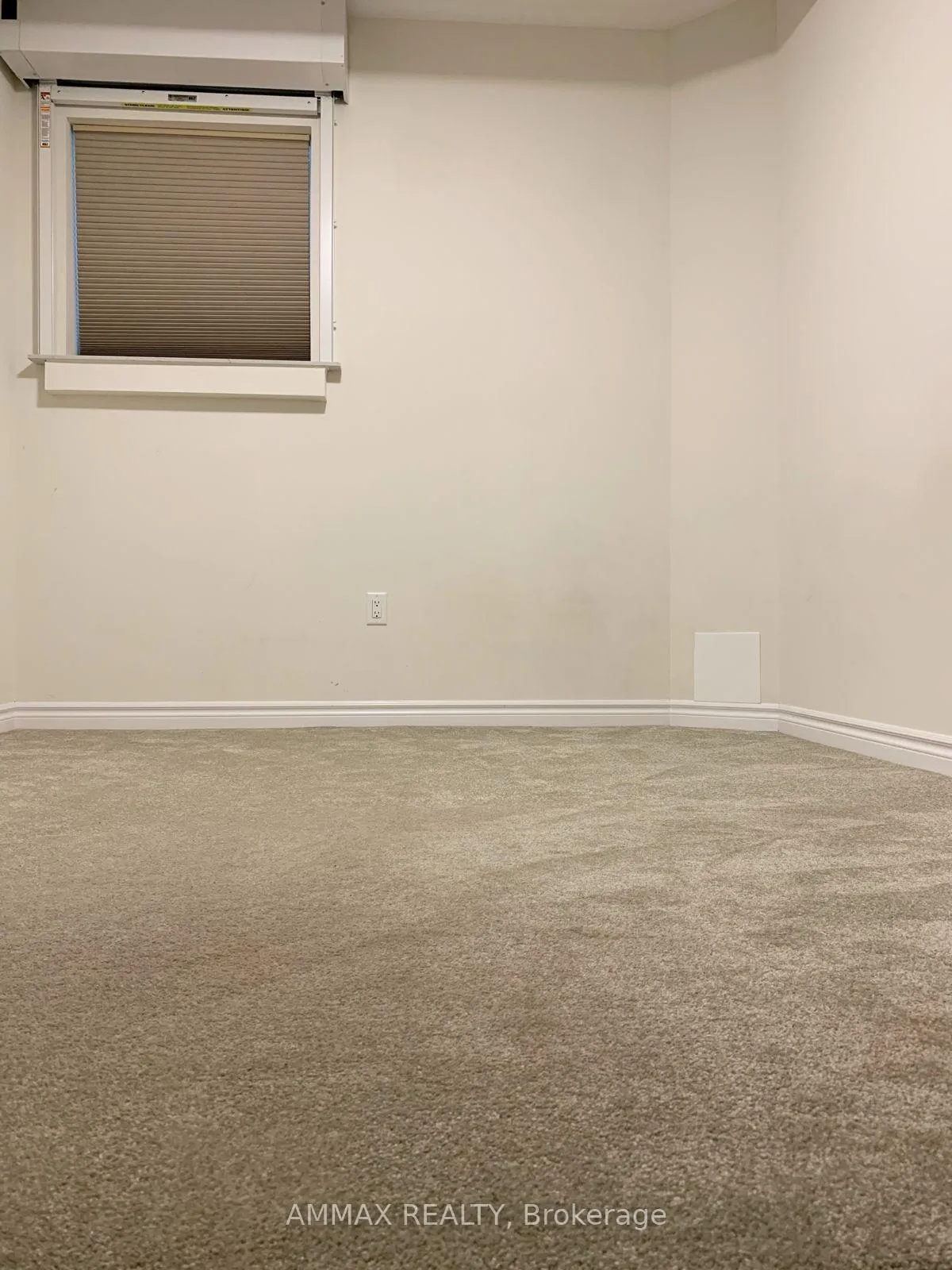 Photo 9 of Unit 8, 490 Beresford Path, Oshawa, Central — HOMEH