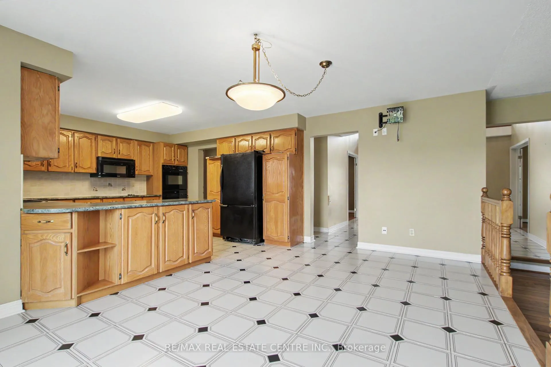Photo 15 of 8548 First Line, Milton, Rural Milton West — HOMEH