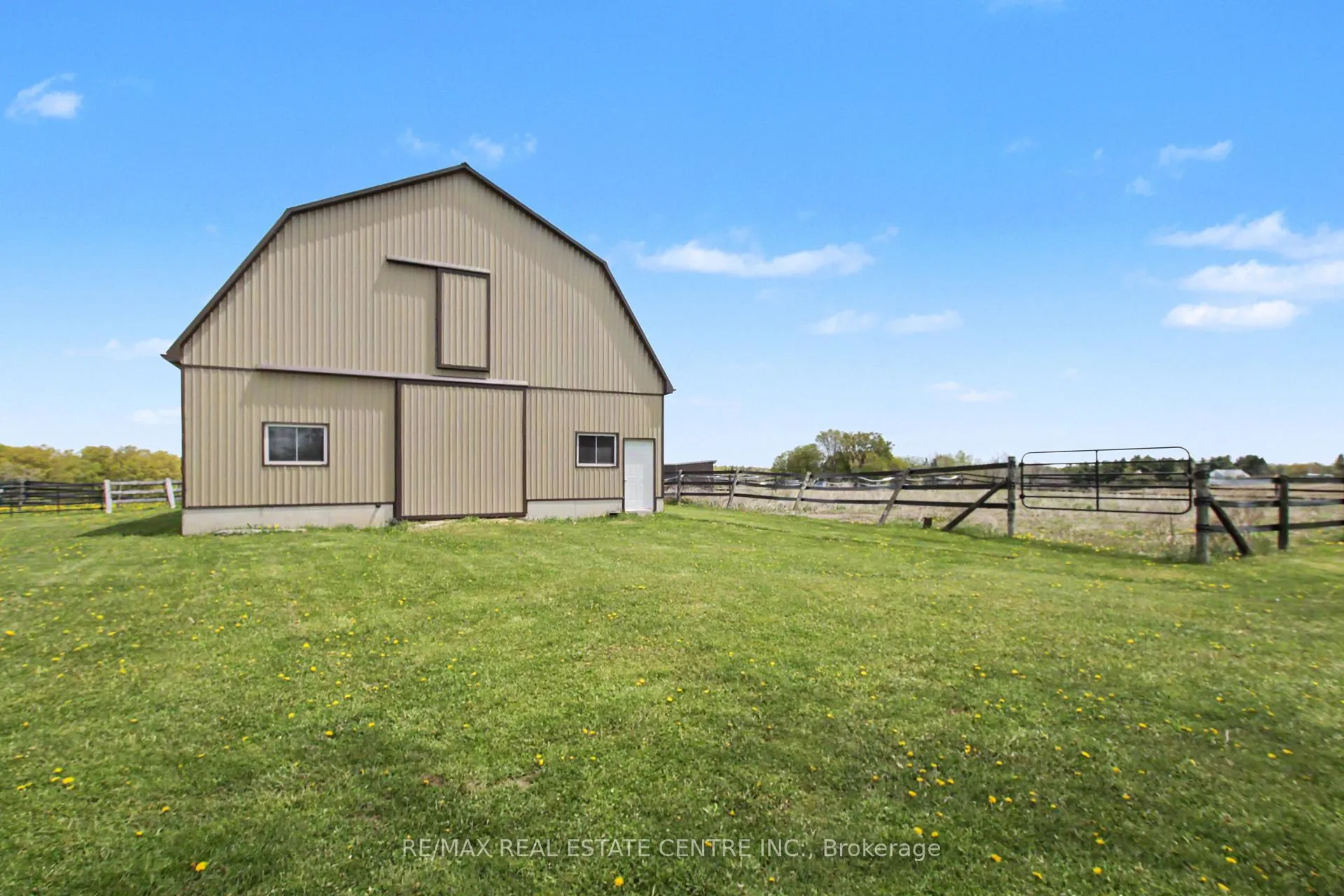 Photo 42 of 8548 First Line, Milton, Rural Milton West — HOMEH