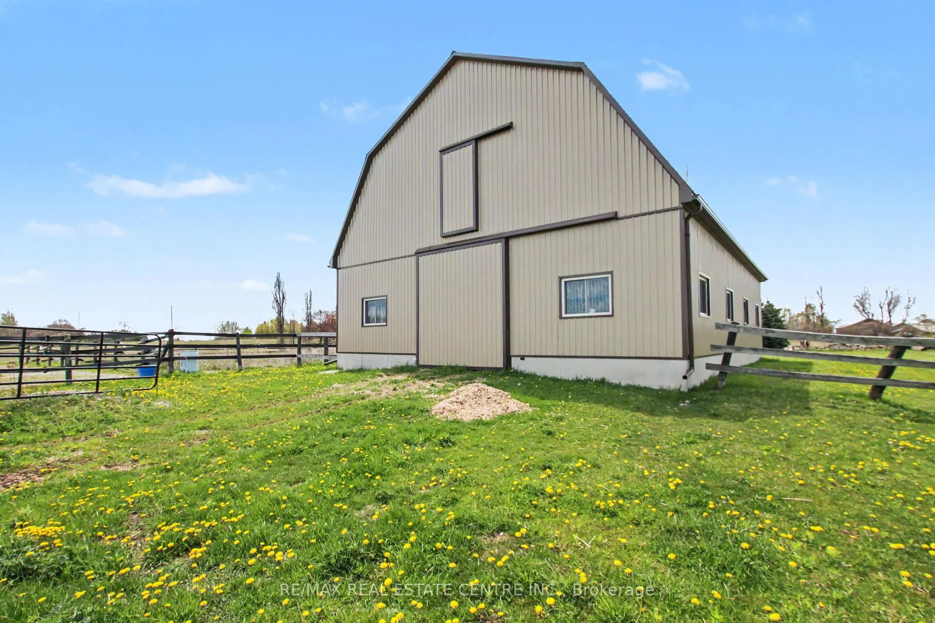 Photo 43 of 8548 First Line, Milton, Rural Milton West — HOMEH