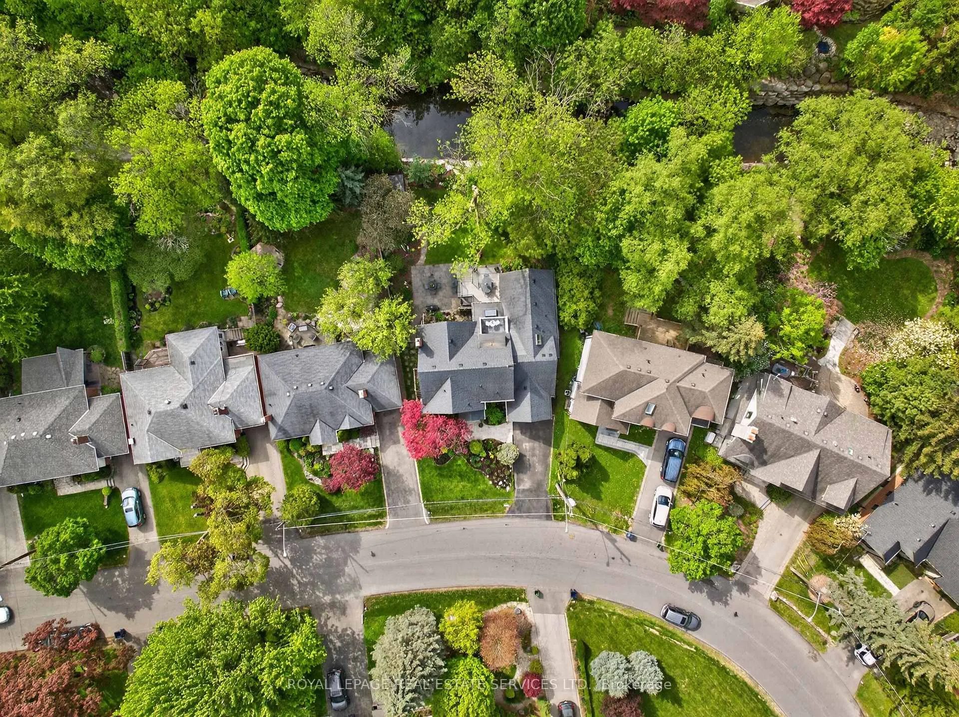 Photo 3 of 130 Thompson Avenue, Etobicoke, Stonegate-Queensway — HOMEH