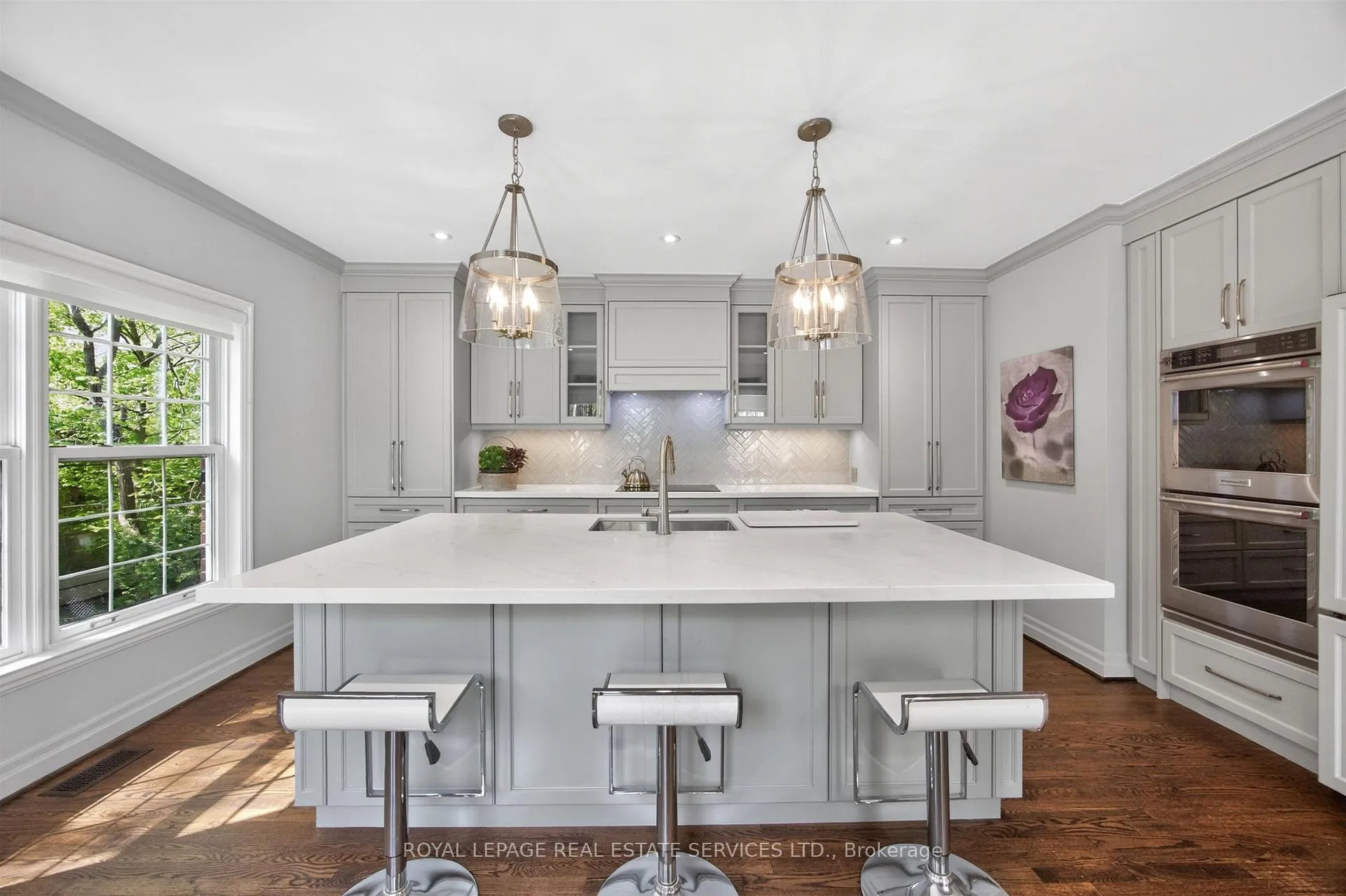 Photo 10 of 130 Thompson Avenue, Etobicoke, Stonegate-Queensway — HOMEH