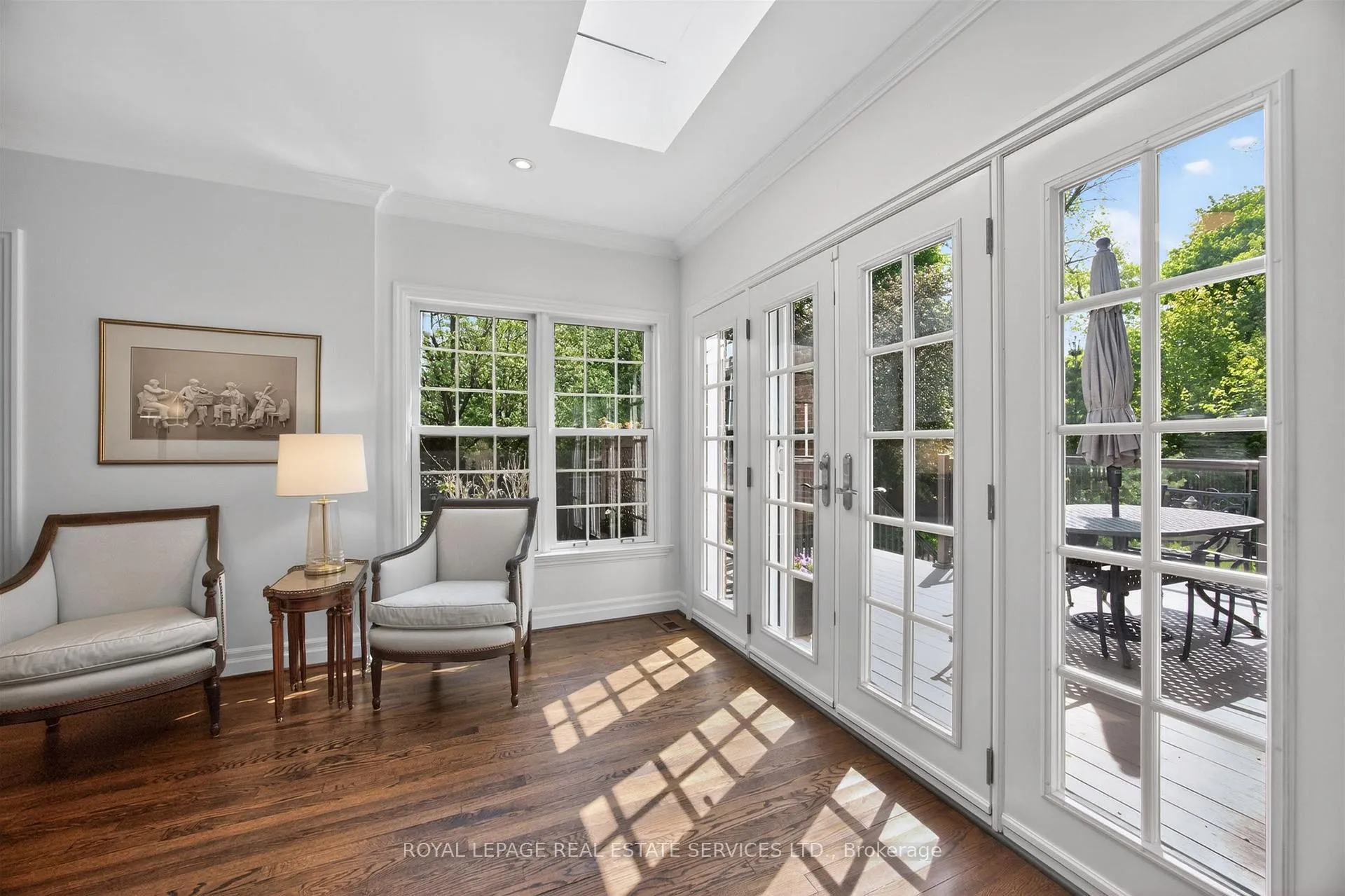 Photo 17 of 130 Thompson Avenue, Etobicoke, Stonegate-Queensway — HOMEH