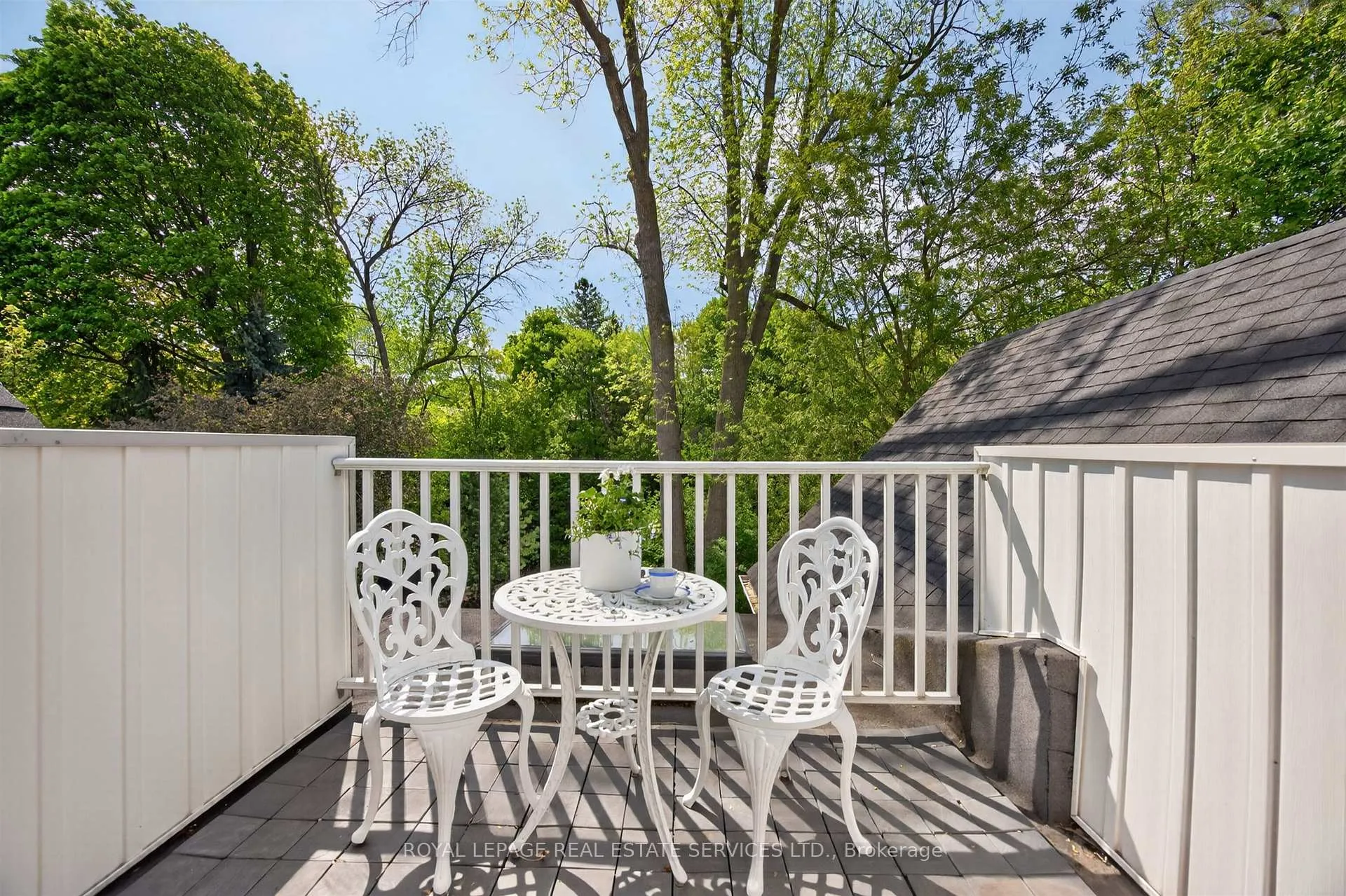 Photo 21 of 130 Thompson Avenue, Etobicoke, Stonegate-Queensway — HOMEH