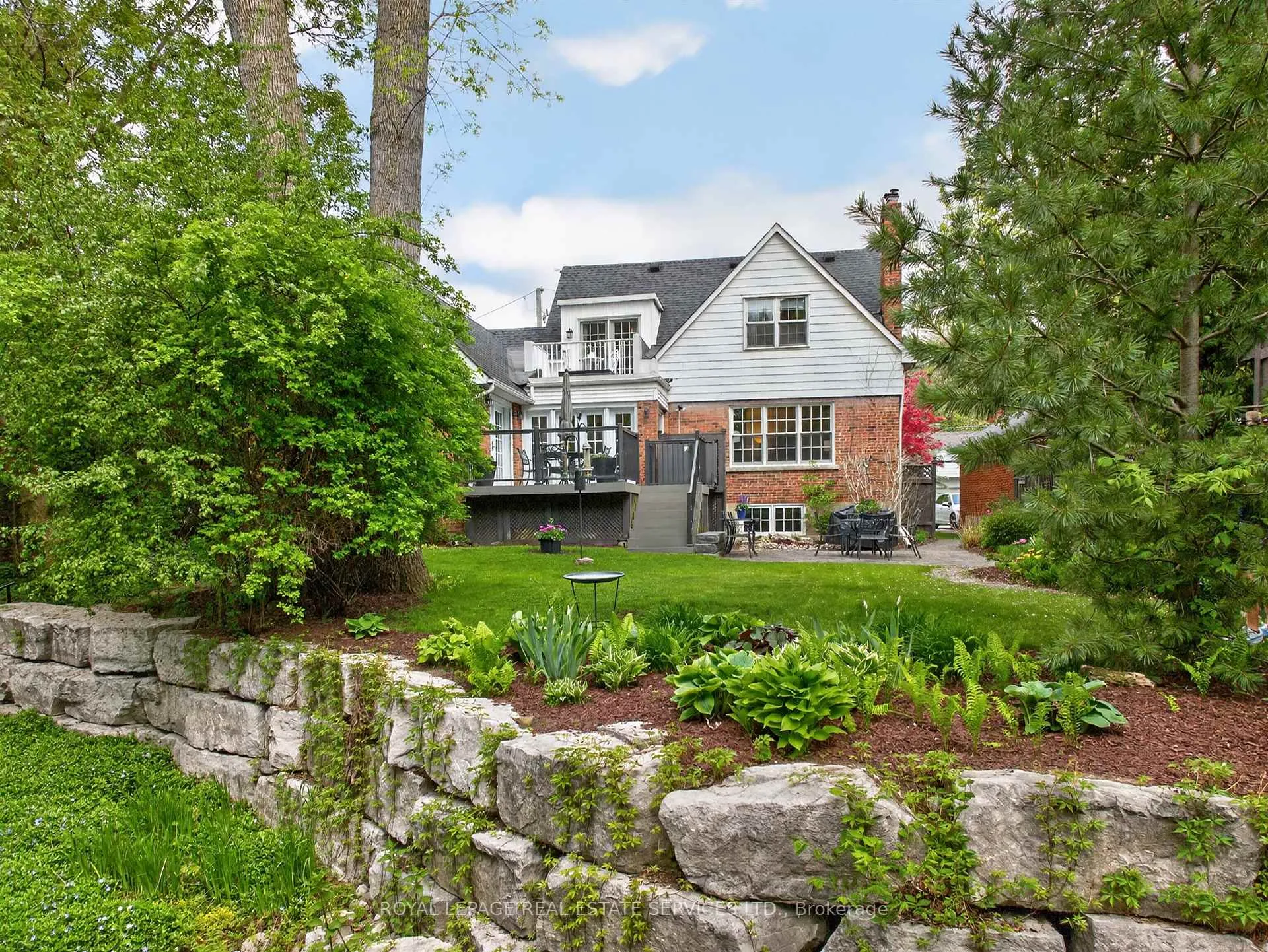 Photo 38 of 130 Thompson Avenue, Etobicoke, Stonegate-Queensway — HOMEH