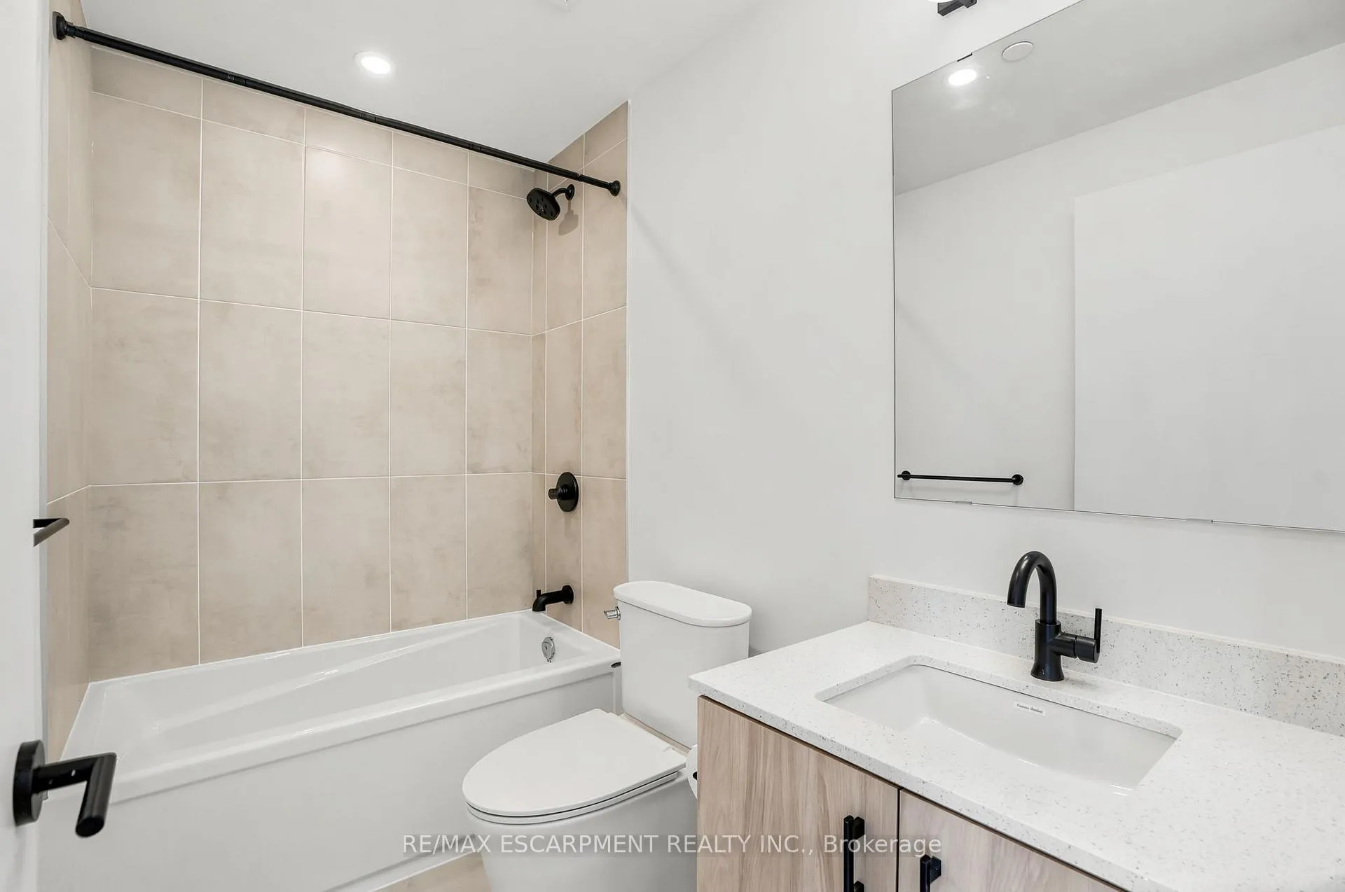 Photo 24 of Unit C711, 4878 Powers Common, Burlington, Alton — HOMEH