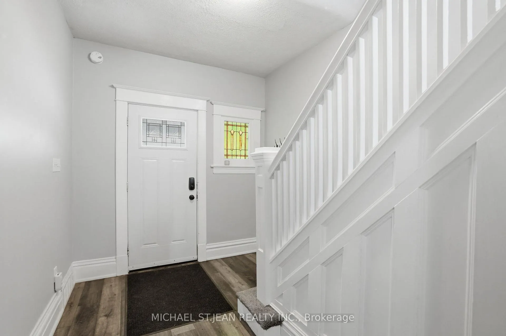 Photo 5 of 38 Norway Avenue, Hamilton, Blakeley — HOMEH
