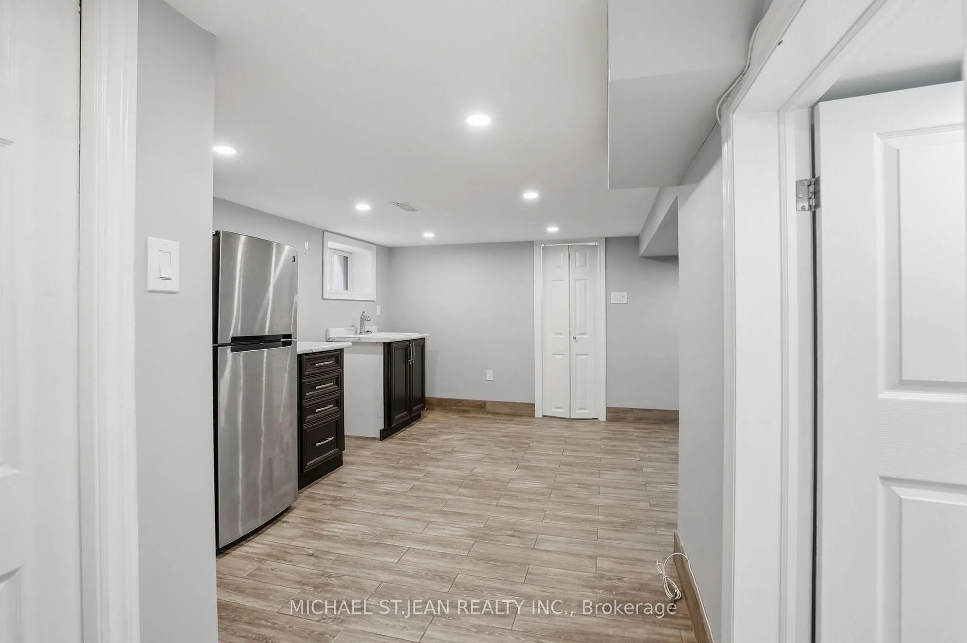Photo 34 of 38 Norway Avenue, Hamilton, Blakeley — HOMEH