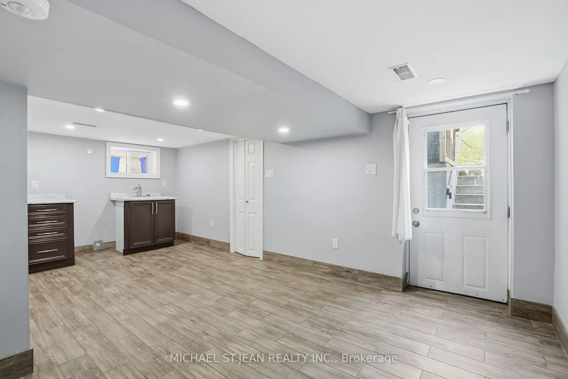Photo 38 of 38 Norway Avenue, Hamilton, Blakeley — HOMEH