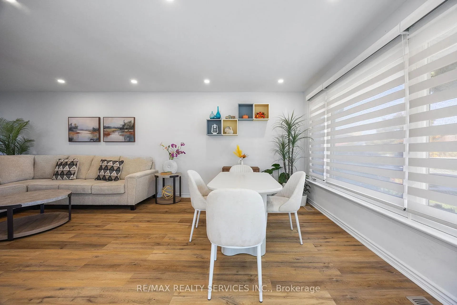 Photo 8 of 70 Wilton Drive, Brampton, Brampton East — HOMEH