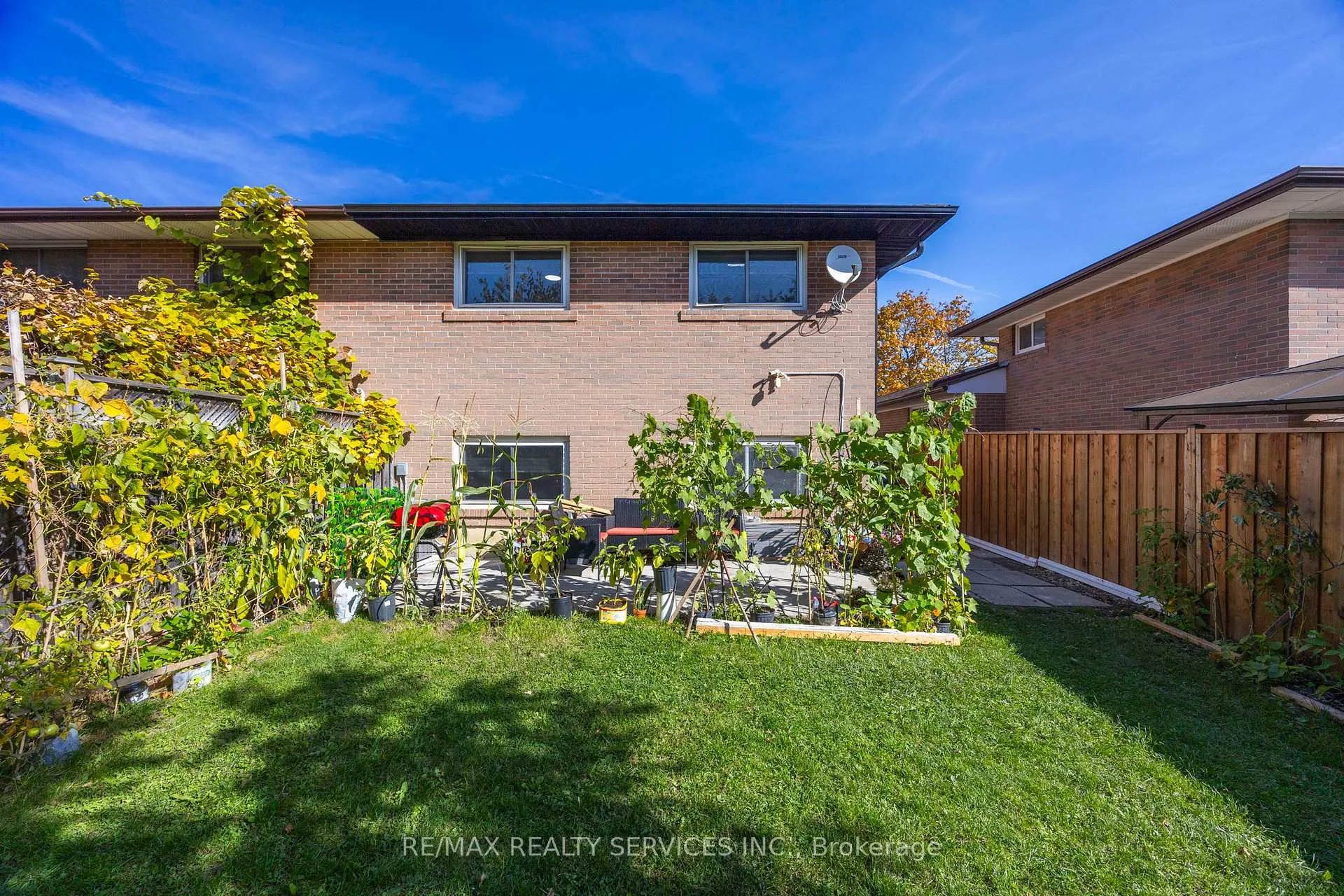 Photo 44 of 70 Wilton Drive, Brampton, Brampton East — HOMEH