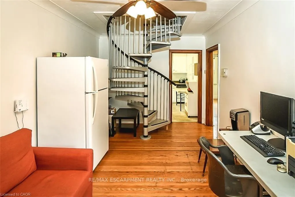 Photo 5 of 9 Gary Avenue, Hamilton, Ainslie Wood — HOMEH