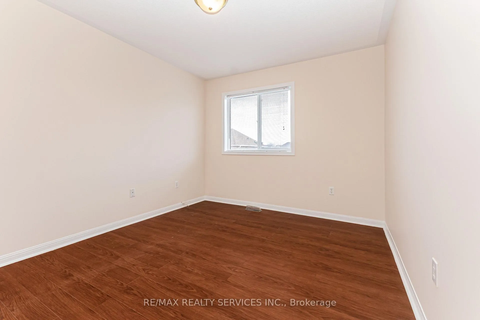 Photo 33 of 3 Springhurst Avenue, Brampton, Fletcher's Meadow — HOMEH