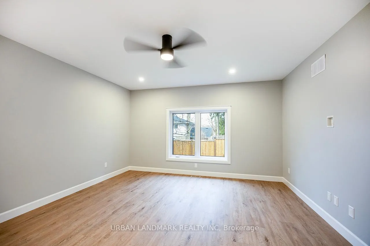 Photo 25 of 214 Aberdeen Avenue, Peterborough, Northcrest Ward 5 — HOMEH