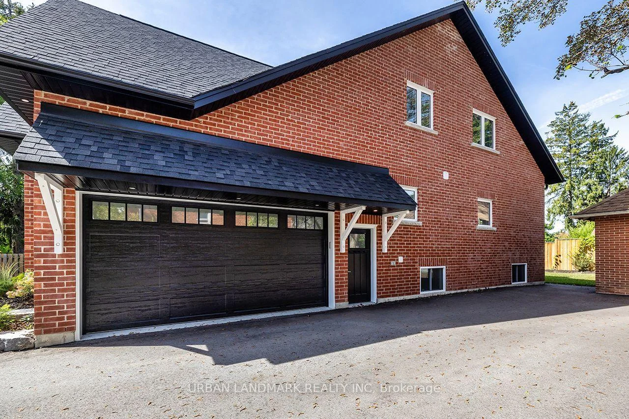 Photo 6 of 214 Aberdeen Avenue, Peterborough, Northcrest Ward 5 — HOMEH