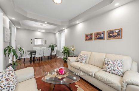 Photo 4 of 170 Fennamore Terrace, Milton, Harrison — HOMEH
