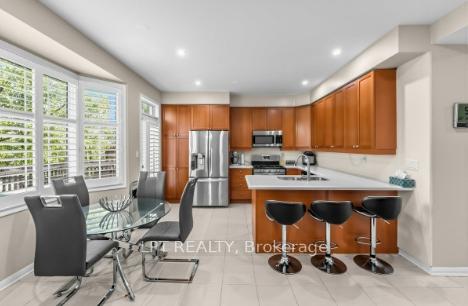 Photo 7 of 170 Fennamore Terrace, Milton, Harrison — HOMEH