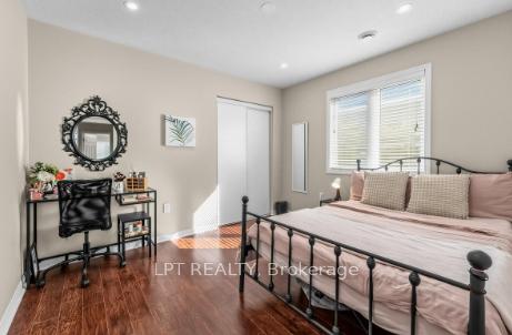 Photo 10 of 170 Fennamore Terrace, Milton, Harrison — HOMEH