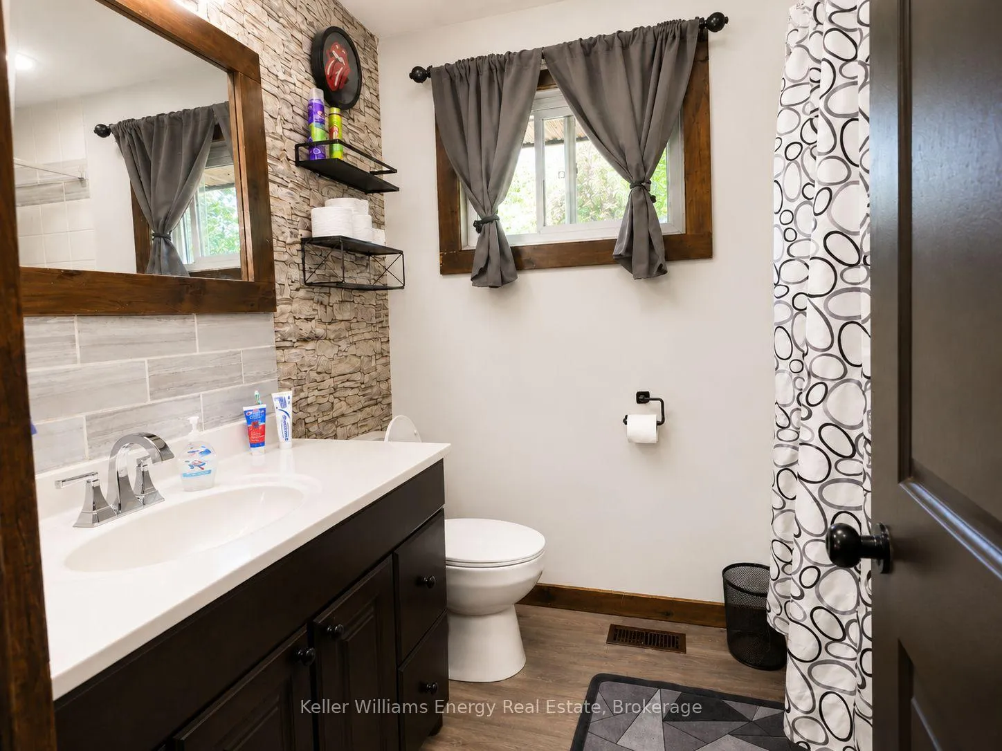 Photo 13 of 245 Smart Crescent, Greater Napanee — HOMEH