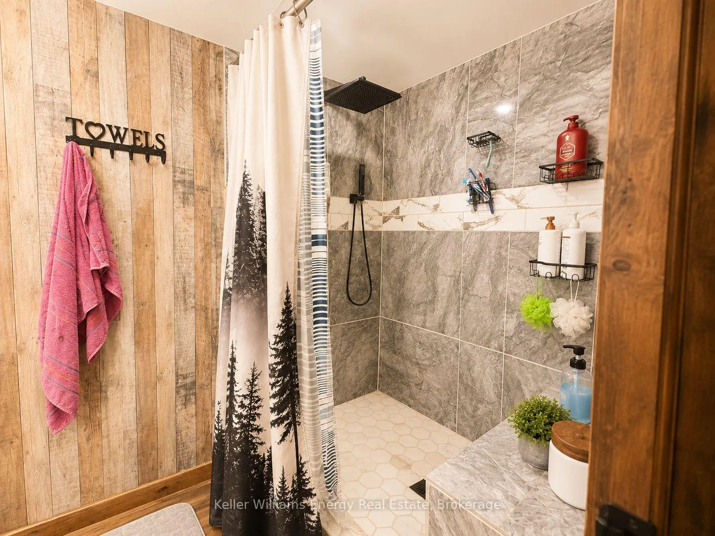 Photo 24 of 245 Smart Crescent, Greater Napanee — HOMEH