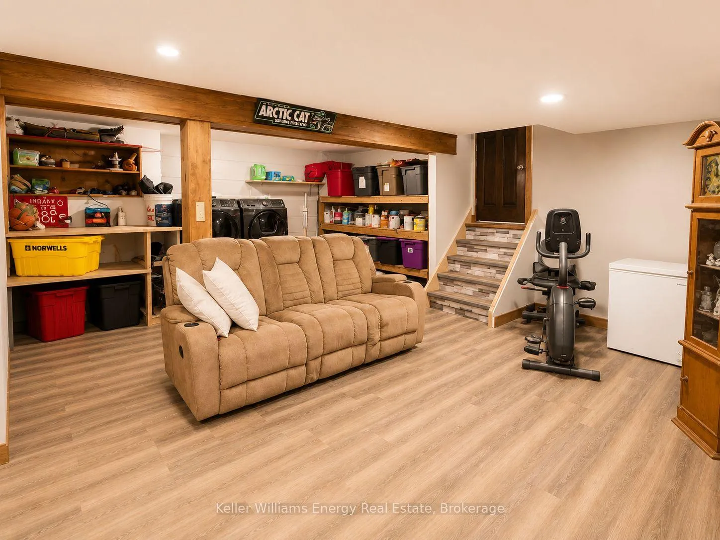 Photo 27 of 245 Smart Crescent, Greater Napanee — HOMEH