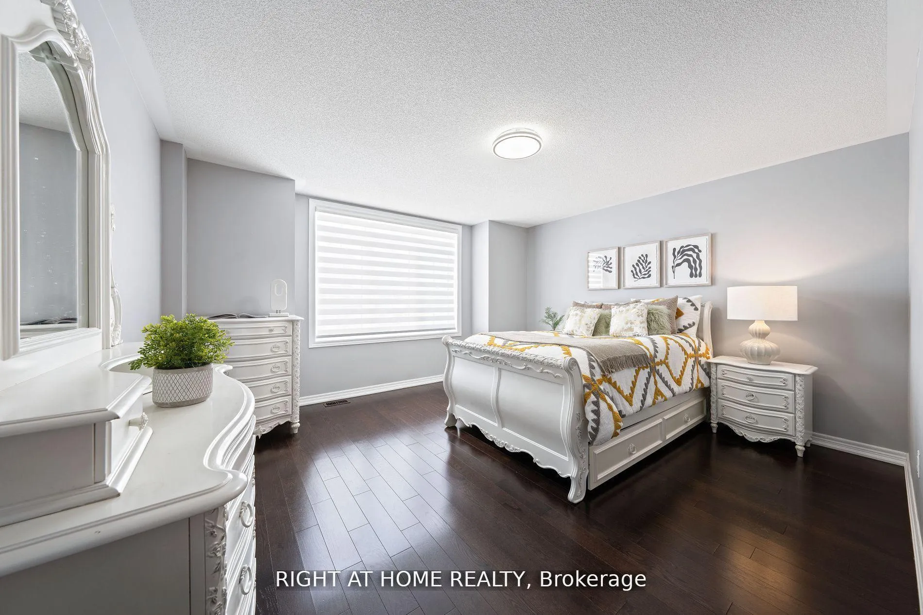 Photo 28 of 1655 Emberton Way, Innisfil, Alcona — HOMEH