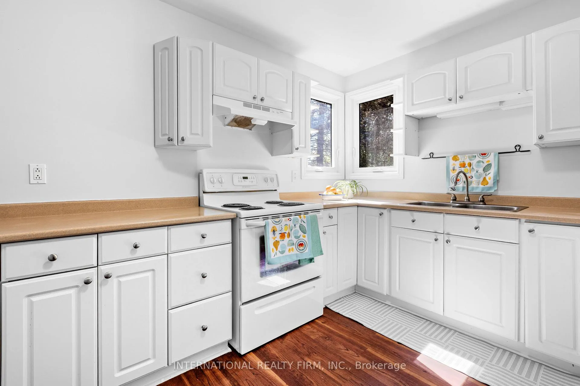 Photo 9 of Unit 30, 116 McClintock Way, Ottawa, Kanata - Katimavik — HOMEH