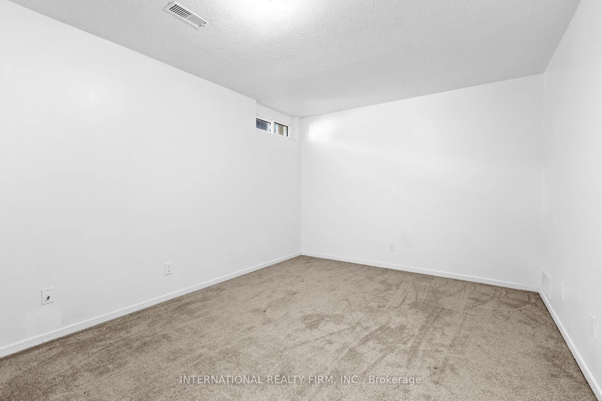 Photo 27 of Unit 30, 116 McClintock Way, Ottawa, Kanata - Katimavik — HOMEH