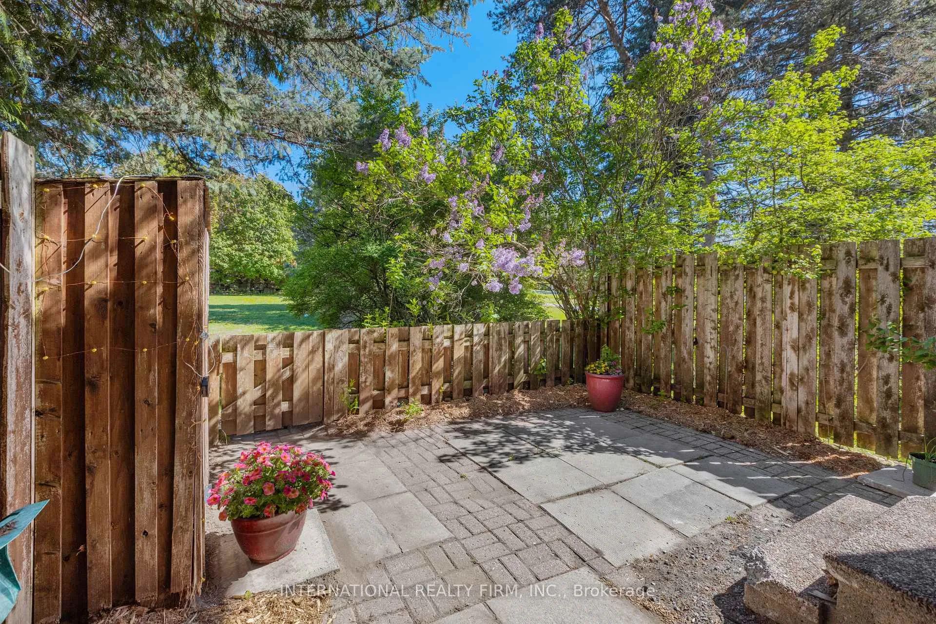 Photo 31 of Unit 30, 116 McClintock Way, Ottawa, Kanata - Katimavik — HOMEH