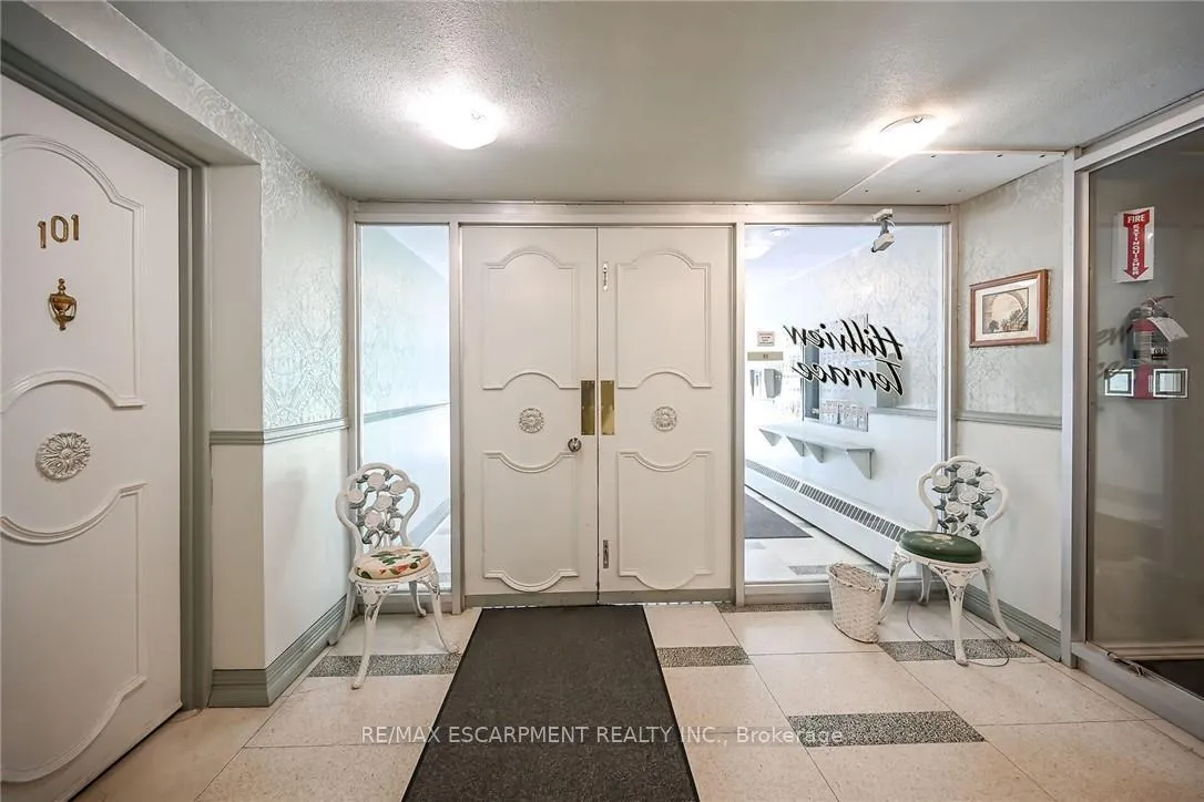 Photo 3 of Unit 405, 107 St Joseph'S Drive, Hamilton, Corktown — HOMEH