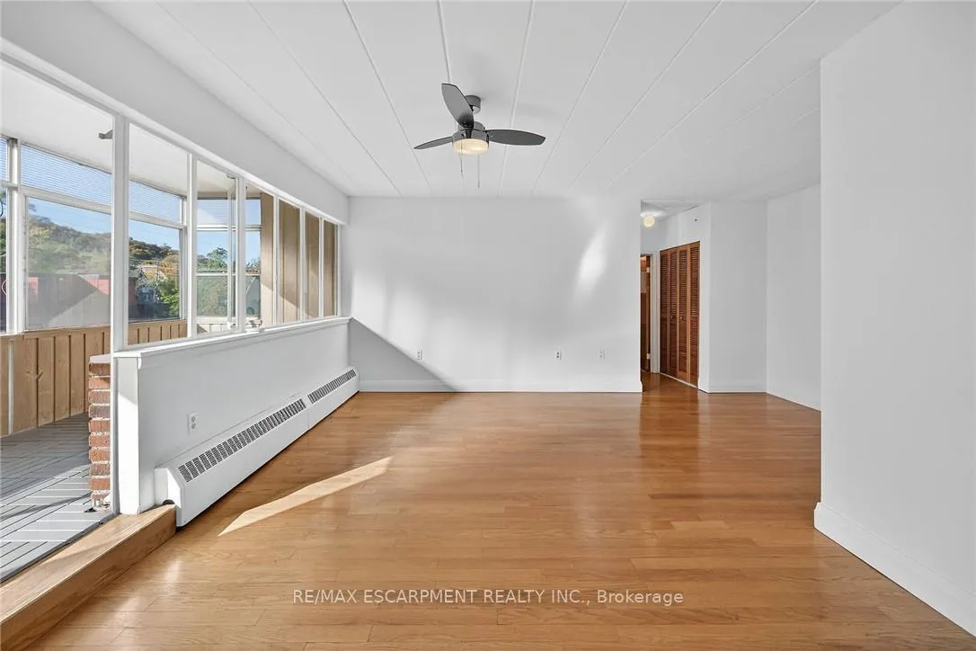 Photo 10 of Unit 405, 107 St Joseph'S Drive, Hamilton, Corktown — HOMEH