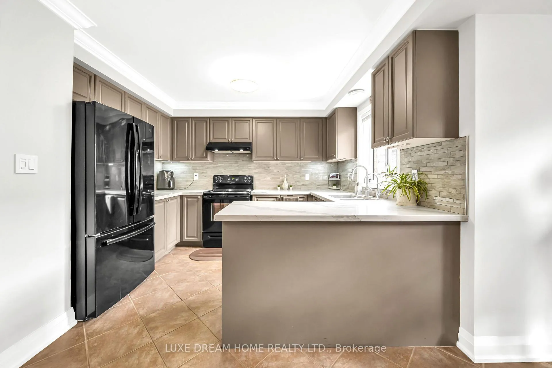 Photo 14 of 100 Panton Trail, Milton, Dempsey — HOMEH