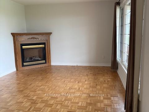 Photo 15 of 233 Lake Drive E, Georgina, Historic Lakeshore Communities — HOMEH