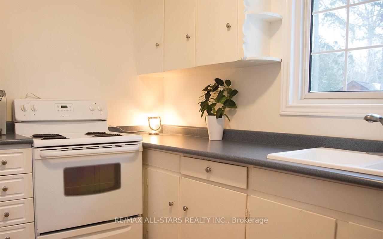 Photo 24 of 233 Lake Drive E, Georgina, Historic Lakeshore Communities — HOMEH